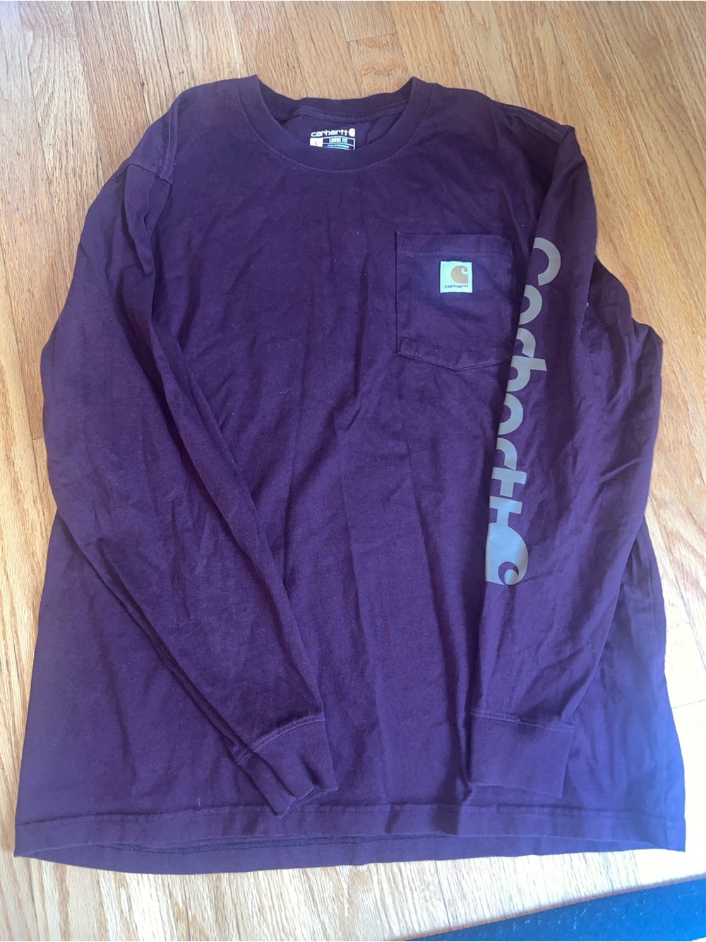 Carhartt Long Sleeve Pocket Tee in Plum